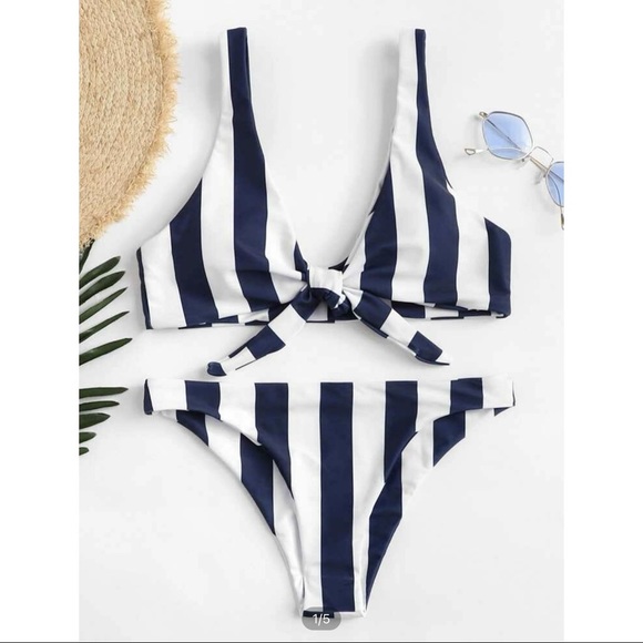 NWOT SHEIN navy/white striped bikini - Picture 1 of 5